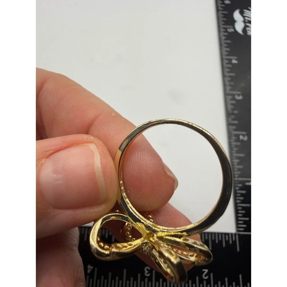 N/A charming gold